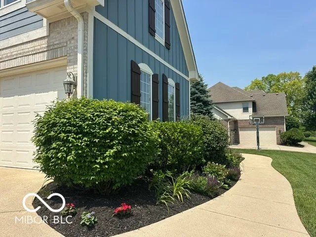 Fishers, Indiana 46040, United States, 5 Bedrooms Bedrooms, ,5 BathroomsBathrooms,Residential,Pending,251992