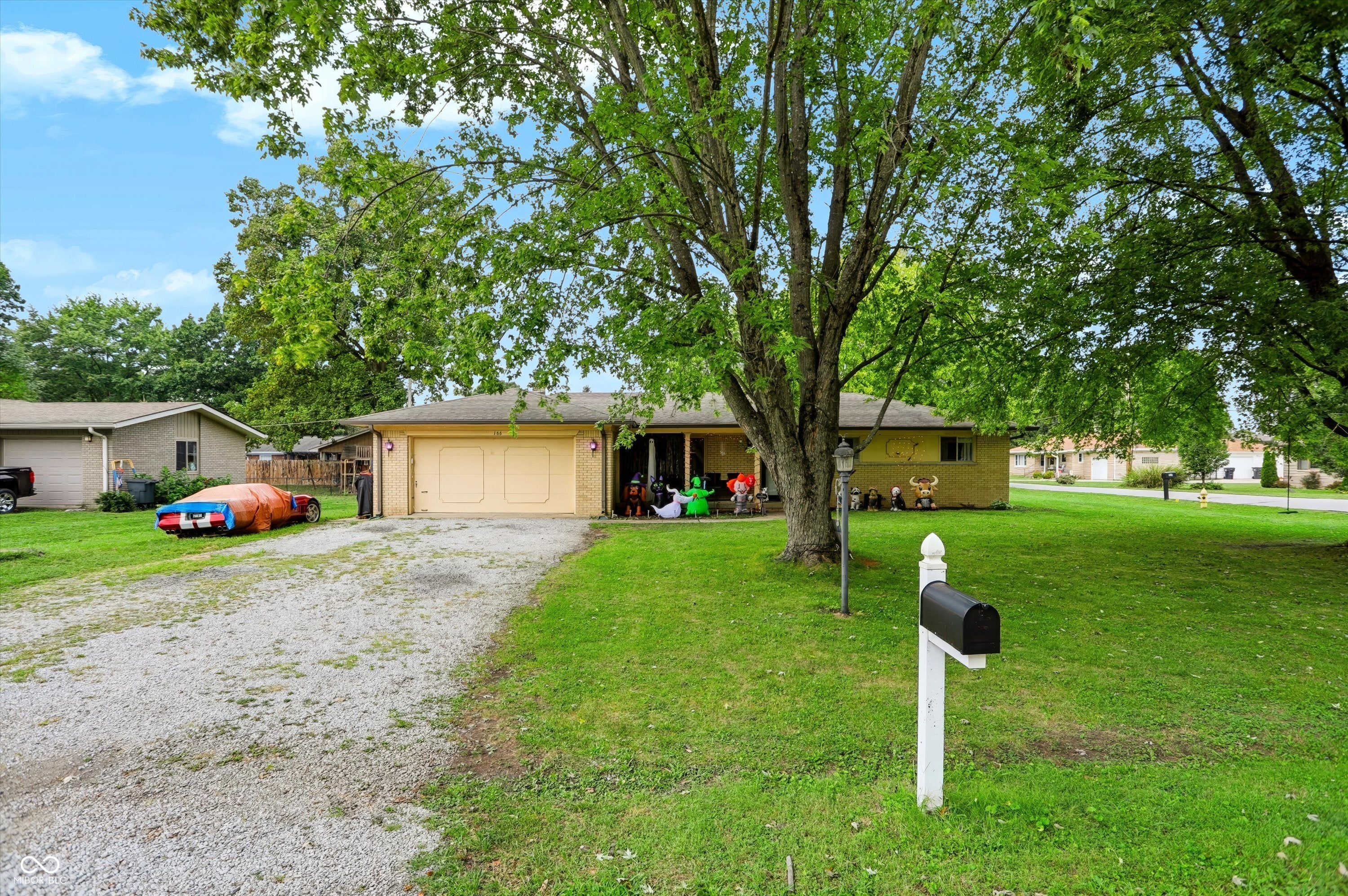 166 Altum Court