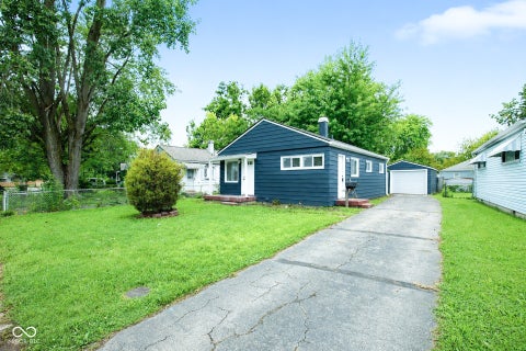 Photo of 5320 E 19th Street, Indianapolis, IN 46218 (MLS # 22120608)