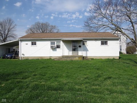 825 Jackson Street Hope IN 47246