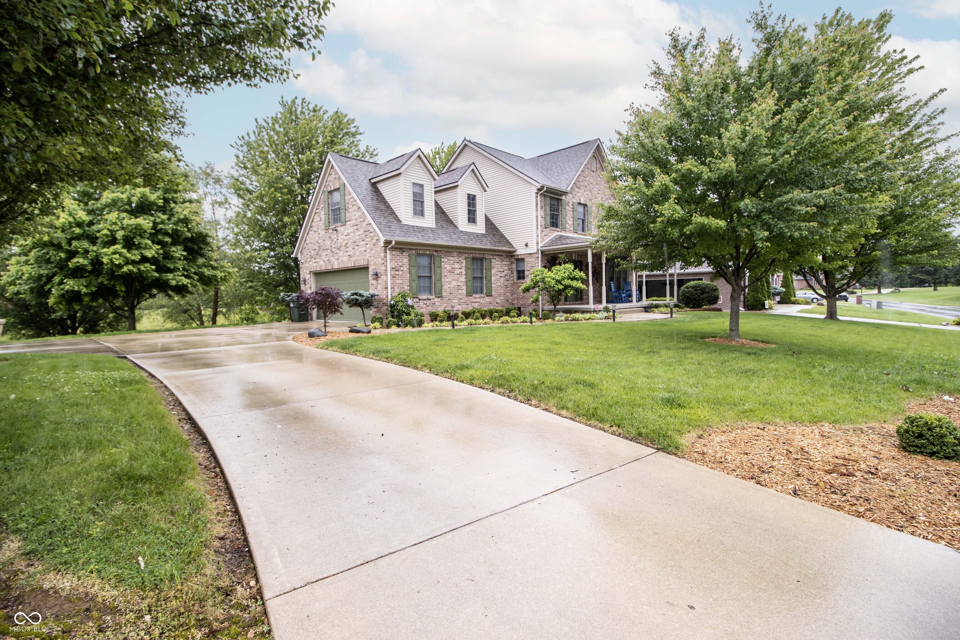 917 E Mill Creek Road S