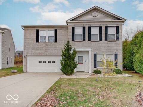 Photo of 13315 Patriotic Way, Fishers, IN 46037 (MLS # 22069477)