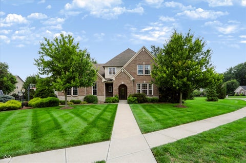 Photo of 275 N Bend Drive, Greenwood, IN 46142 (MLS # 22120006)