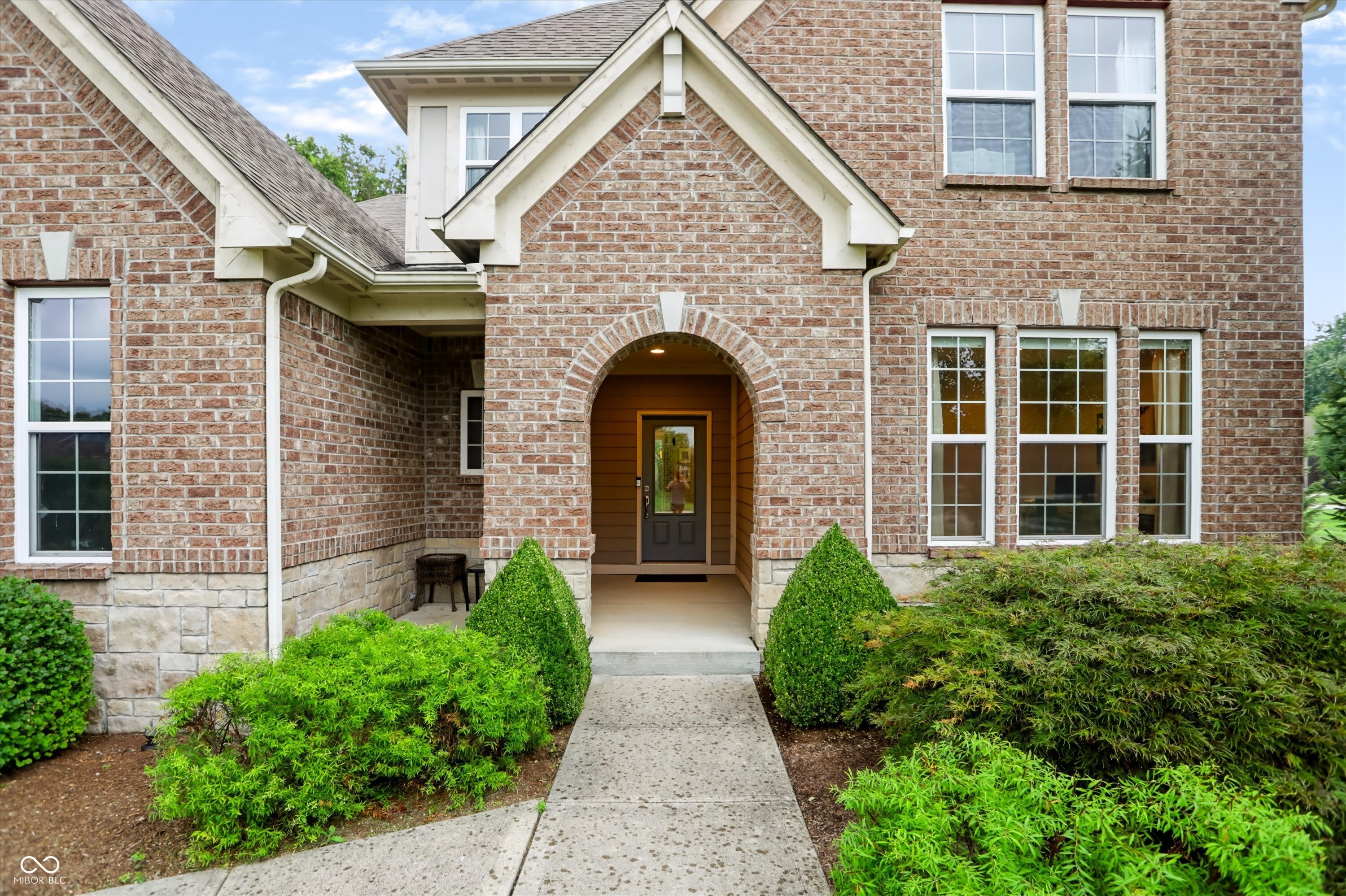 275 N Bend Drive