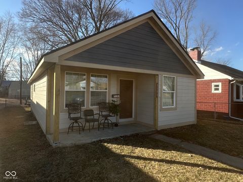 Photo of 3146 S Holt Road, Indianapolis, IN 46221 (MLS # 22084770)