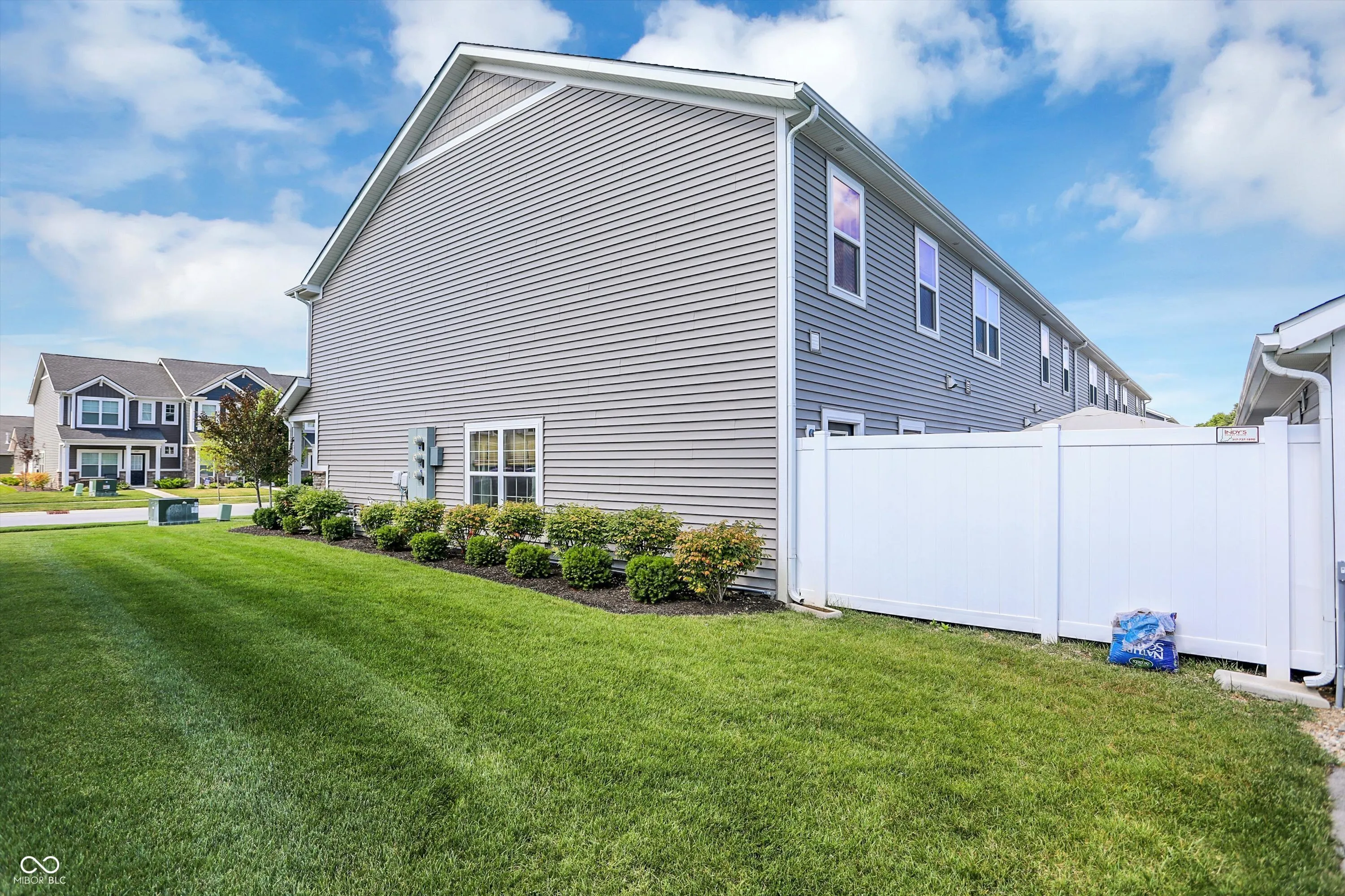 Westfield, Indiana 46074, United States, 3 Bedrooms Bedrooms, ,3 BathroomsBathrooms,Residential,Active,171228