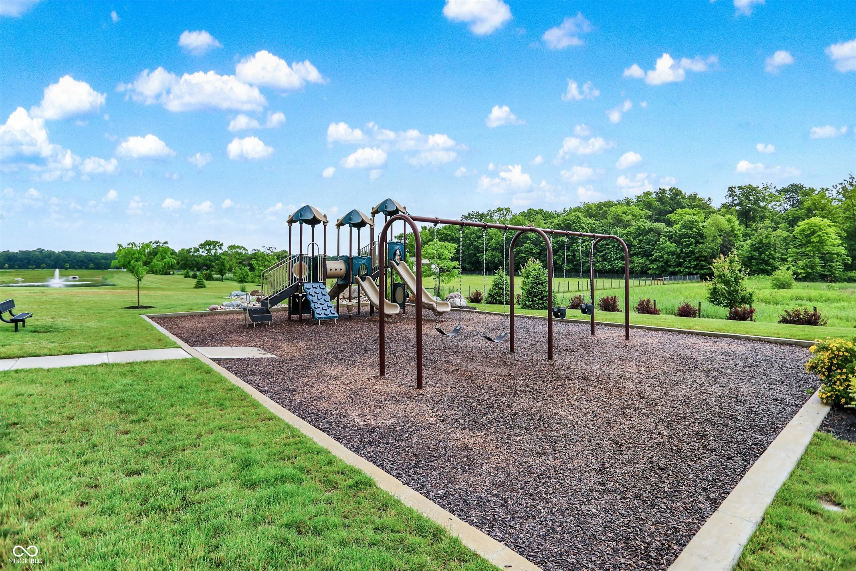 Westfield, Indiana 46074, United States, 3 Bedrooms Bedrooms, ,3 BathroomsBathrooms,Residential,Active,171228