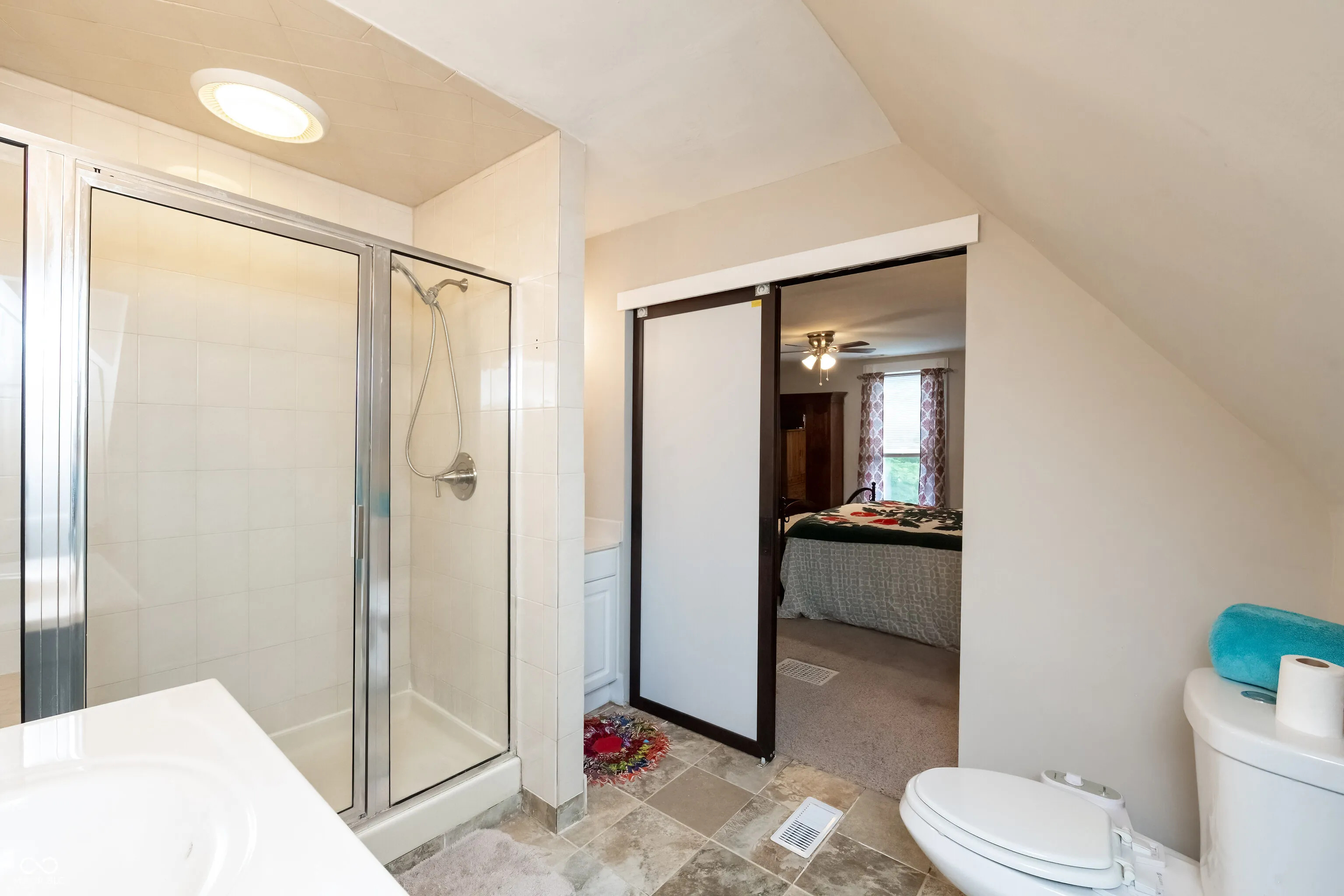 Indianapolis, Indiana 46221, United States, 3 Bedrooms Bedrooms, ,4 BathroomsBathrooms,Residential,Active,53577