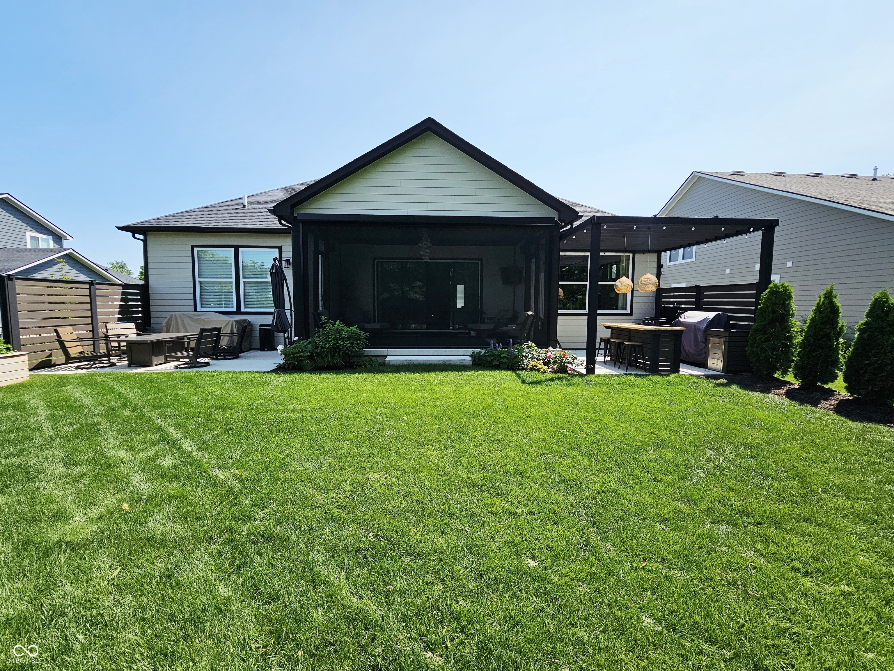 5686 Ellie Court