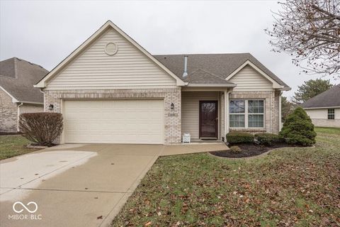 Photo of 1594 Stonewall Drive, Greenfield, IN 46140 (MLS # 22076995)