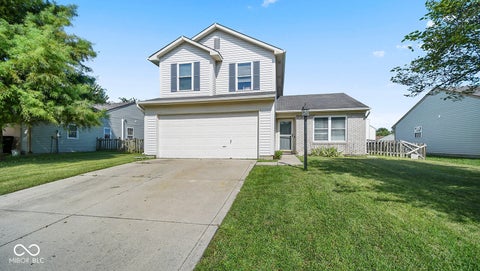 Photo of 55 Kensington Court, Pittsboro, IN 46167 (MLS # 22121509)