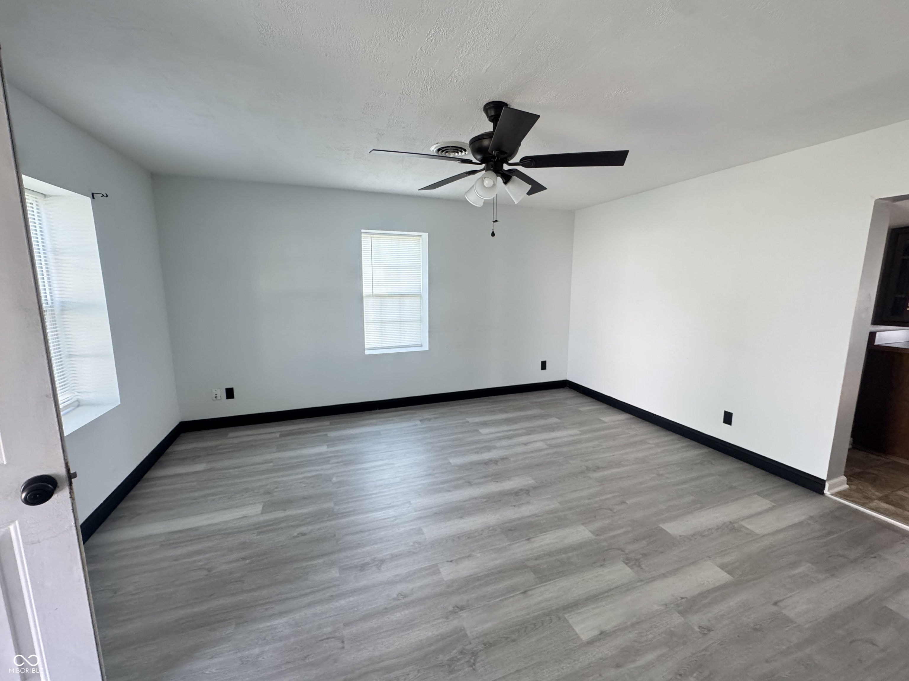 608 S Broadway Street