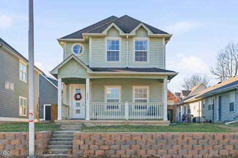 Photo of 2042 N College Avenue, Indianapolis, IN 46202 (MLS # 22079815)