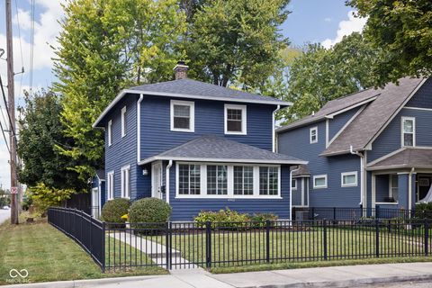 Photo of 4902 Guilford Avenue, Indianapolis, IN 46205 (MLS # 22068365)