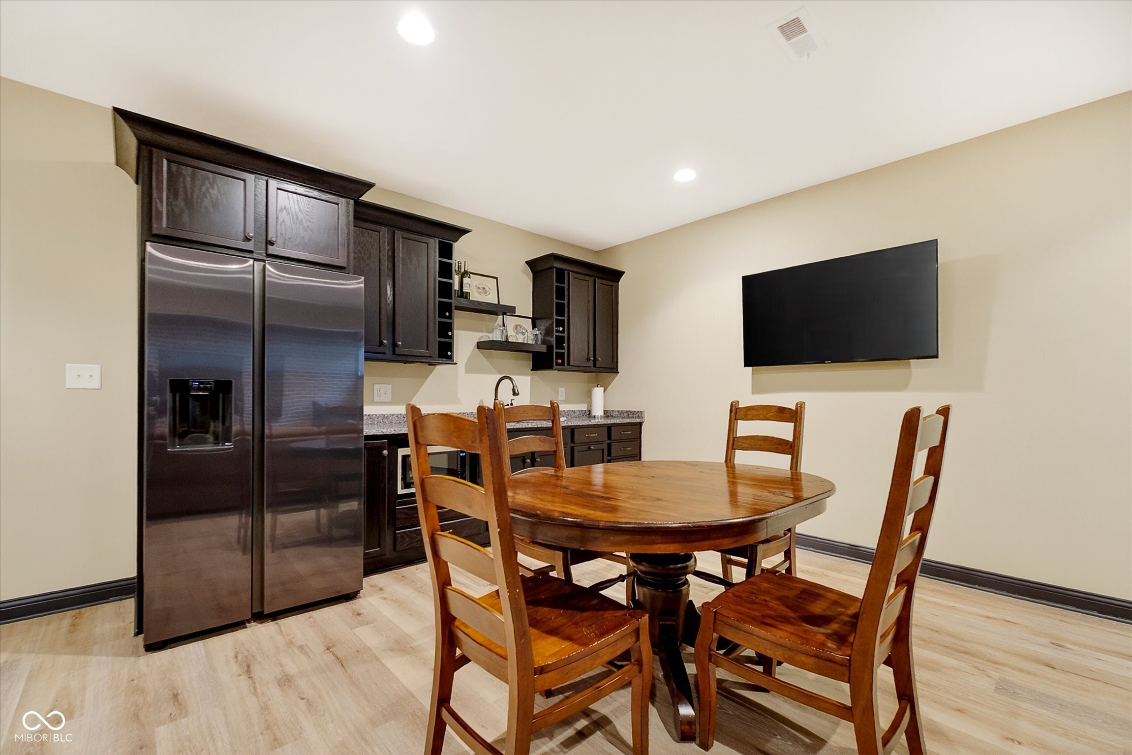 628 Woodbury Hill Drive