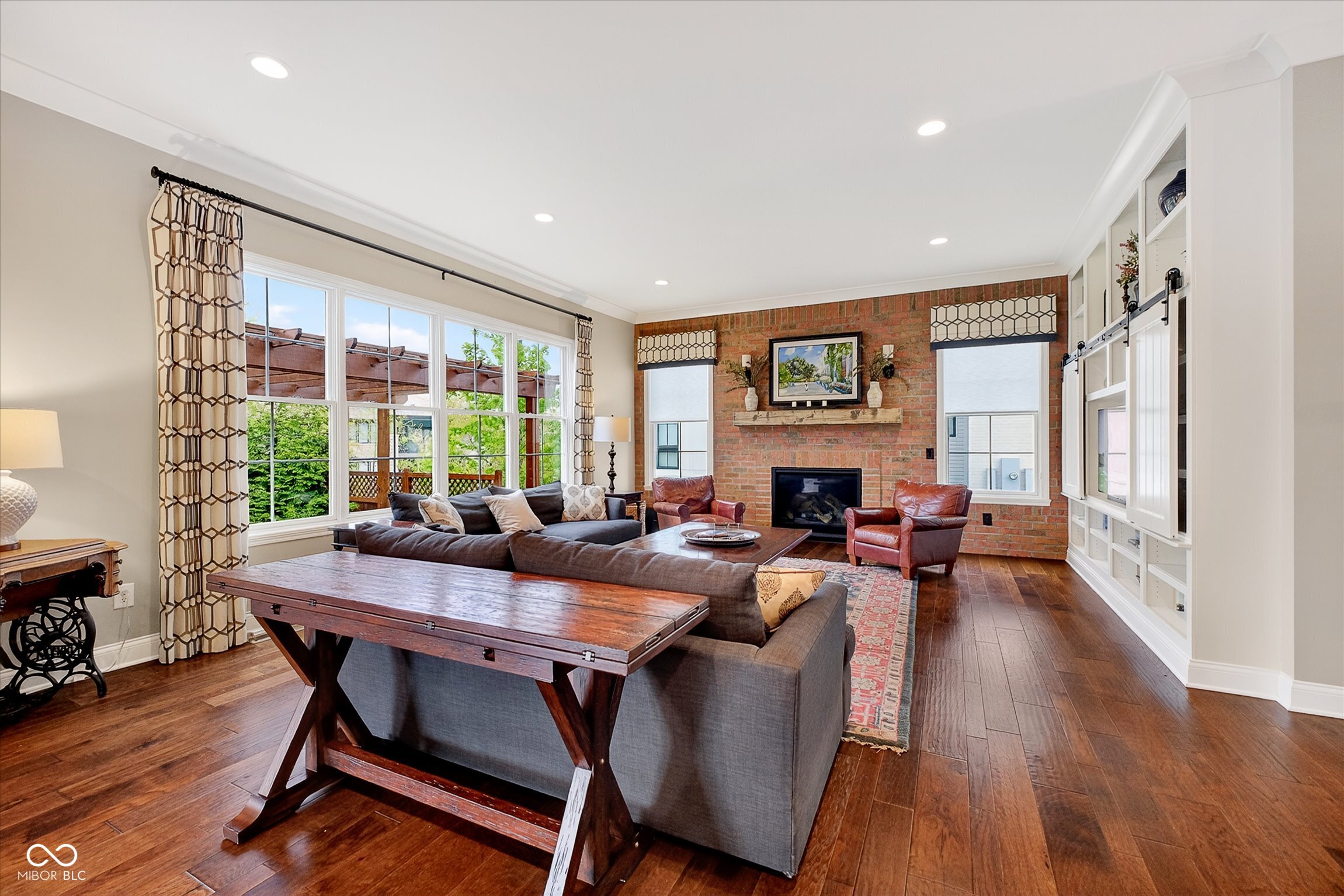 628 Woodbury Hill Drive