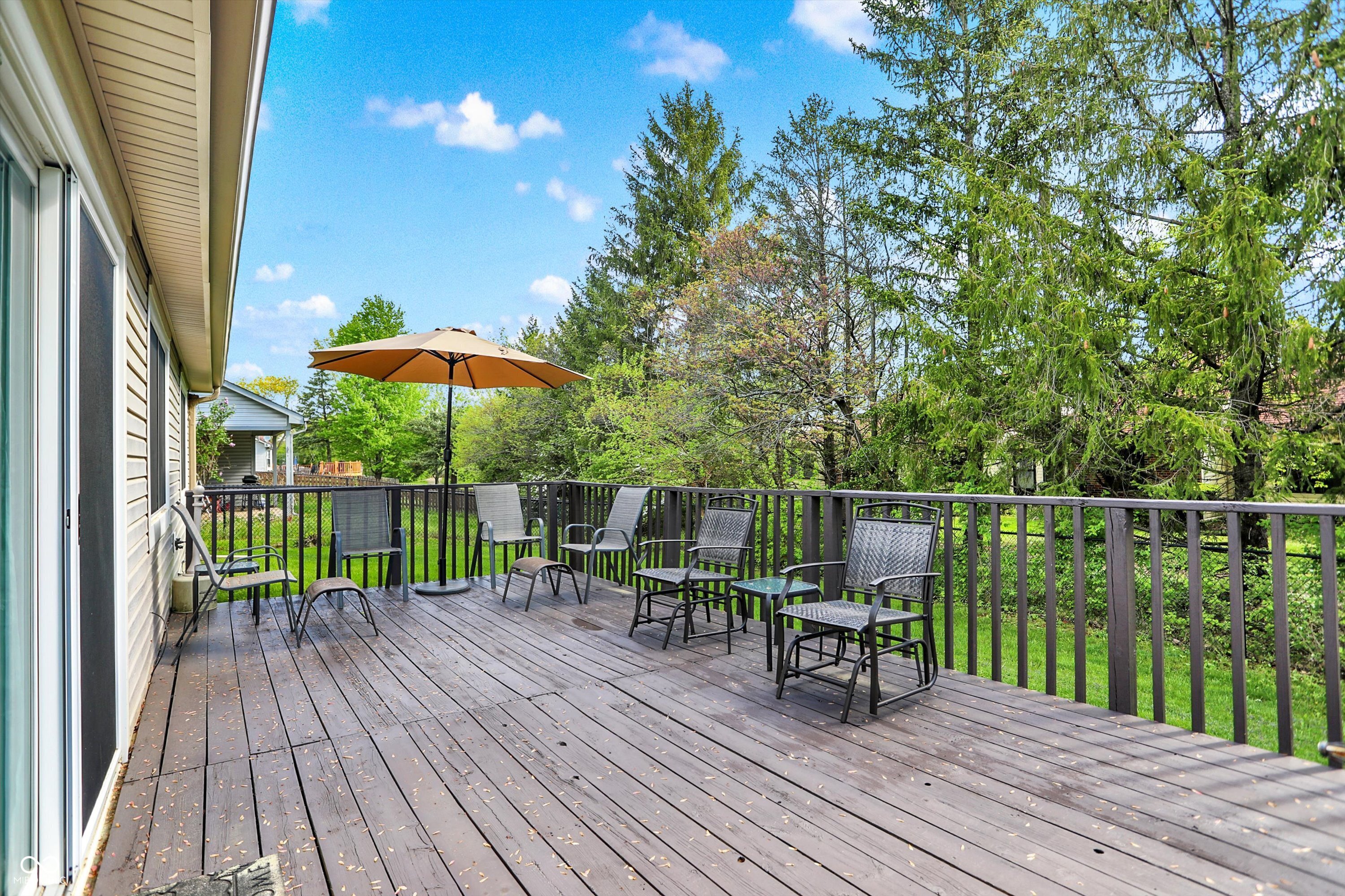 6257 Old Barn Court