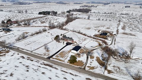 Photo of 9196 E 300 N, Whitestown, IN 46075 (MLS # 22083284)