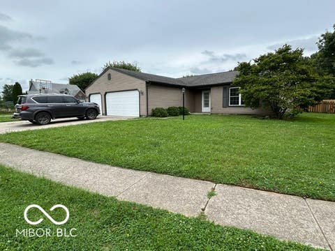 Photo of 371 Watercrest Way, Avon, IN 46123 (MLS # 22120340)