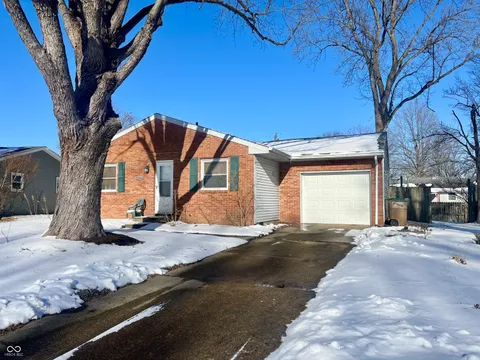 2253 Chandler Lane, Columbus, IN 47203 - MLS#: 22023239
