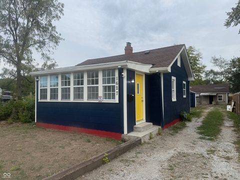 Photo of 1627 N Berwick Avenue, Indianapolis, IN 46222 (MLS # 22068427)