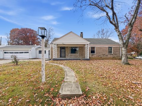 Photo of 3230 Medford Avenue, Indianapolis, IN 46222 (MLS # 22074248)