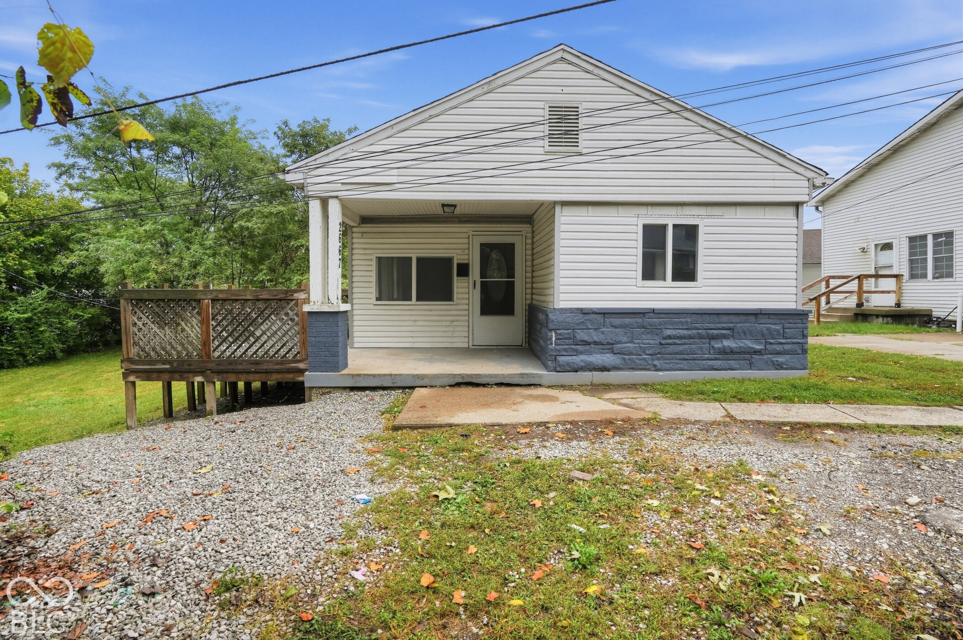 2667 Boyd Avenue