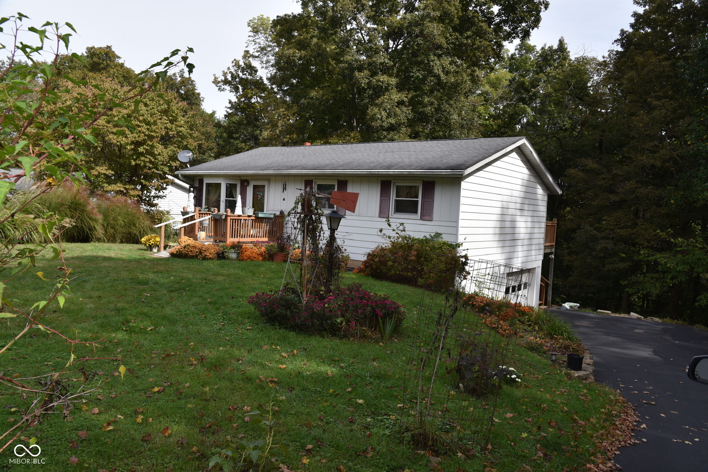 7155 S Shields Ridge Road