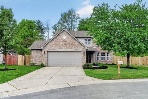 Photo of 1450 Preston Court, Greenwood, IN 46143 (MLS # 22098090)