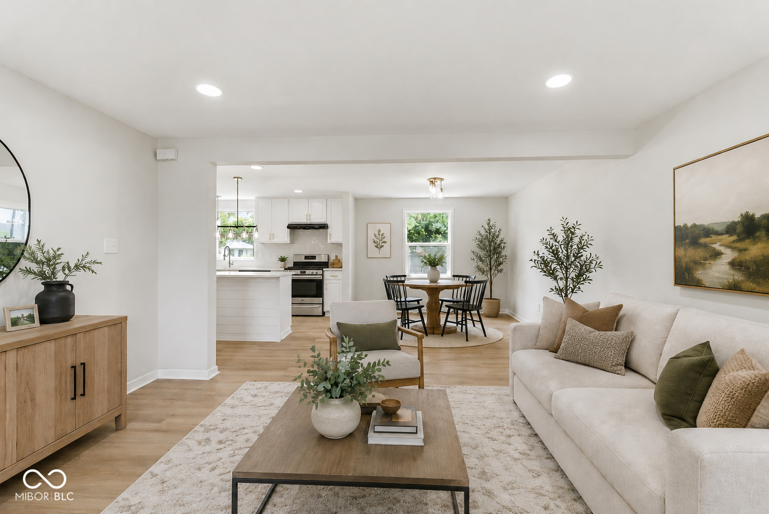 8909 Mariposa Drive