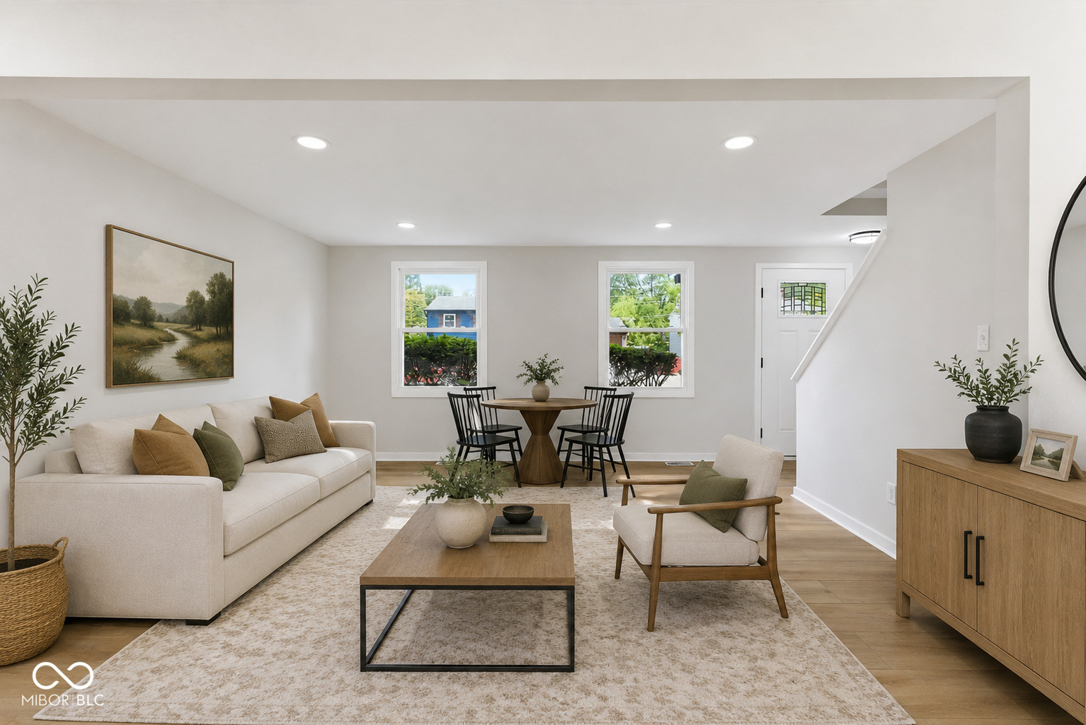 8909 Mariposa Drive