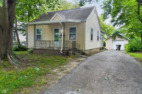 Photo of 933 N Routiers Avenue, Indianapolis, IN 46219 (MLS # 22103317)