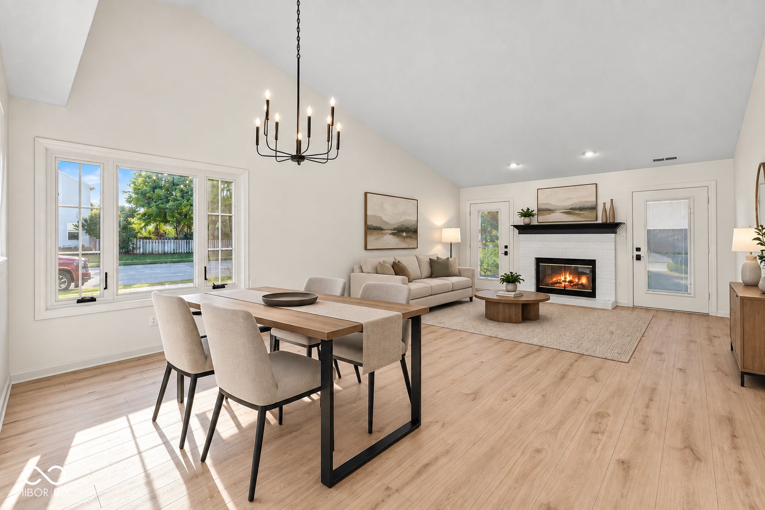 8921 Woodlark Drive
