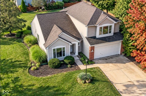 Photo of 8921 Woodlark Drive, Fishers, IN 46038 (MLS # 22125684)