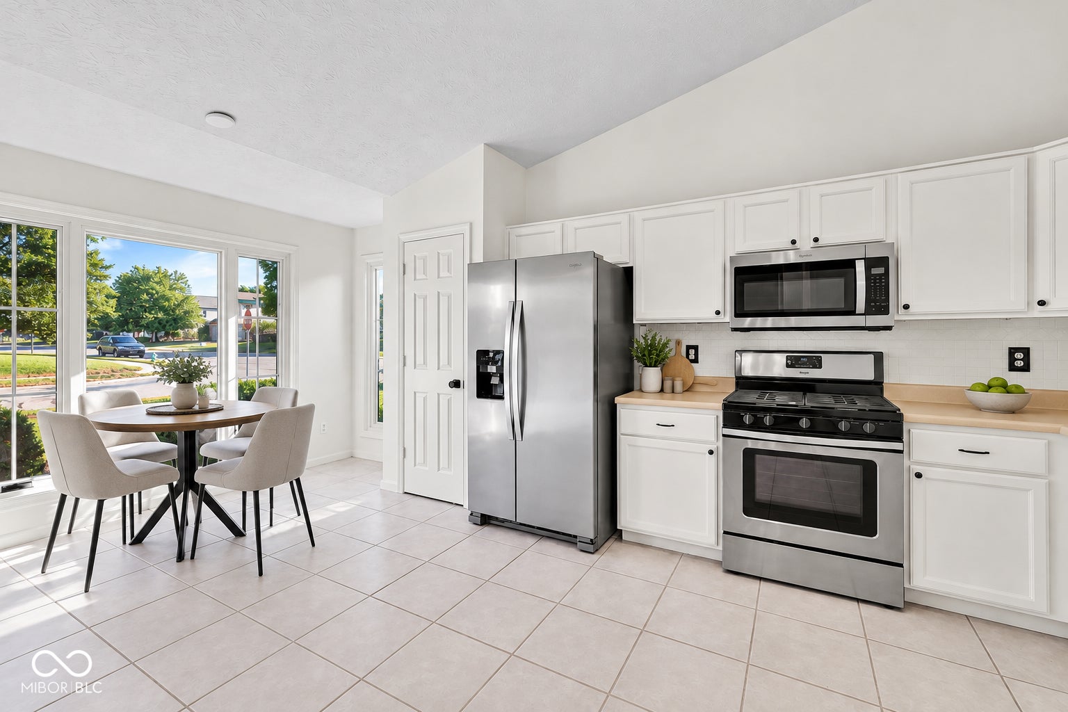 8921 Woodlark Drive