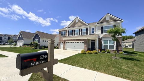 Photo of 5344 Writt Court, Indianapolis, IN 46239 (MLS # 22101110)