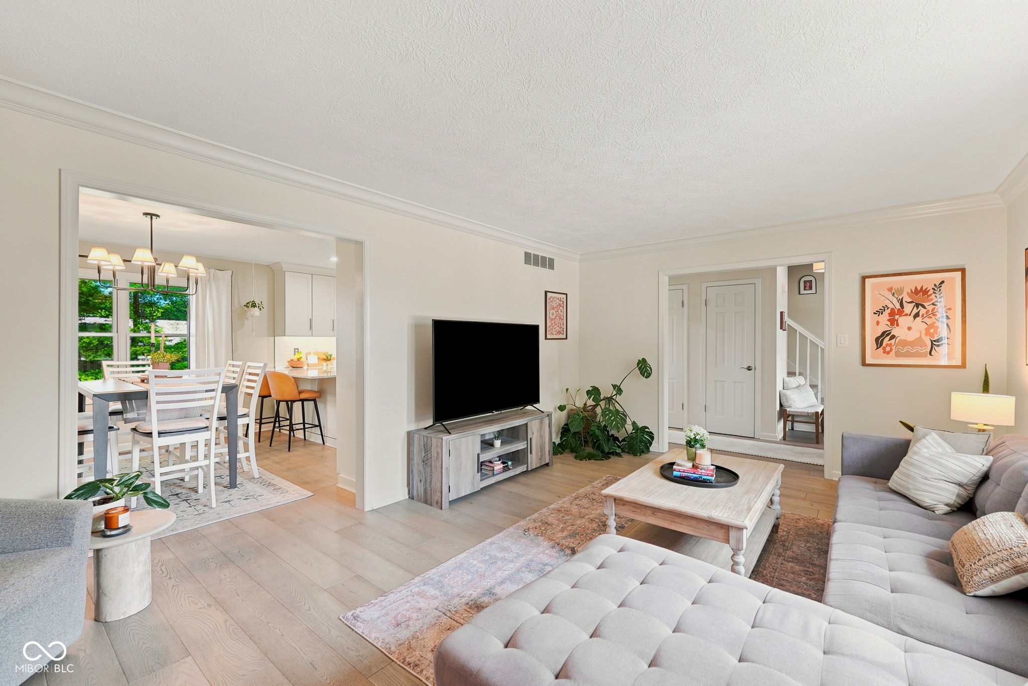 8332 Tanager Lane