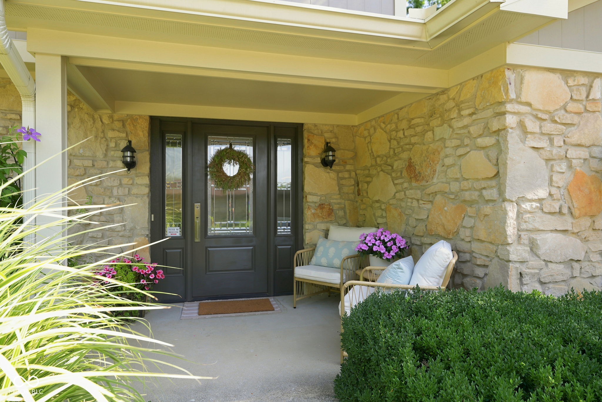8332 Tanager Lane