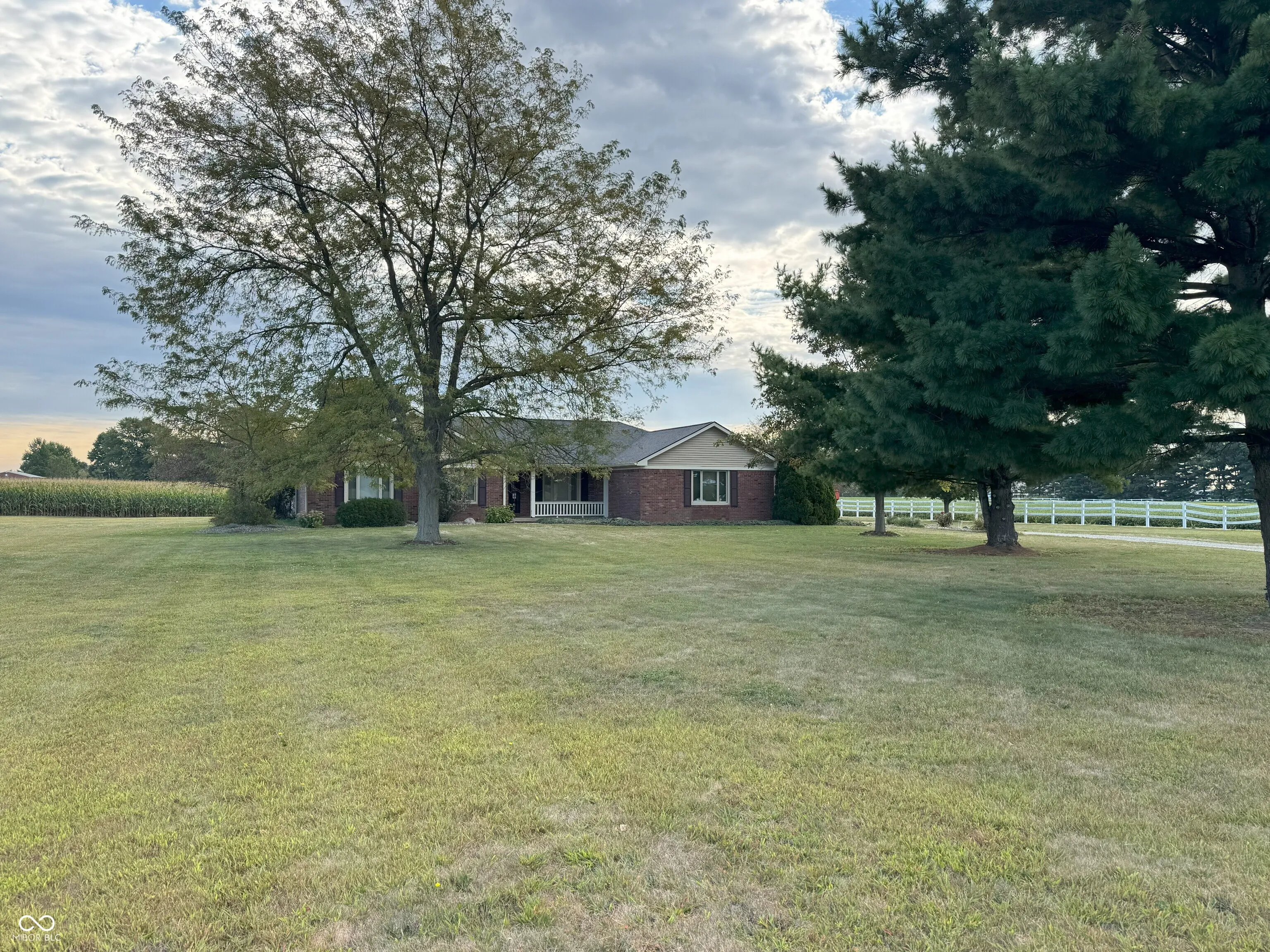 Lebanon, Indiana 46052, United States, 3 Bedrooms Bedrooms, ,3 BathroomsBathrooms,Residential,Pending,207081