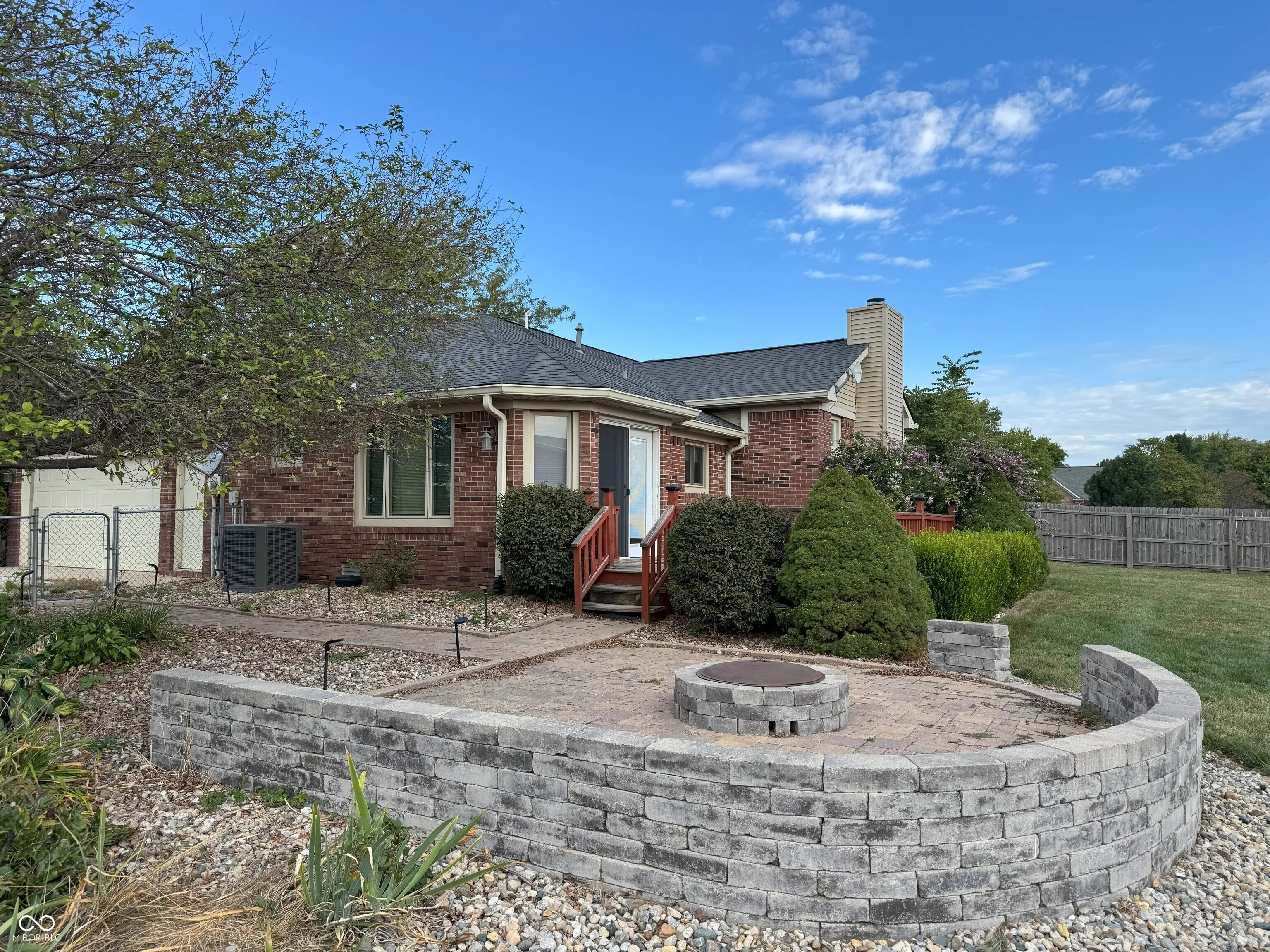 Lebanon, Indiana 46052, United States, 3 Bedrooms Bedrooms, ,3 BathroomsBathrooms,Residential,Pending,207081