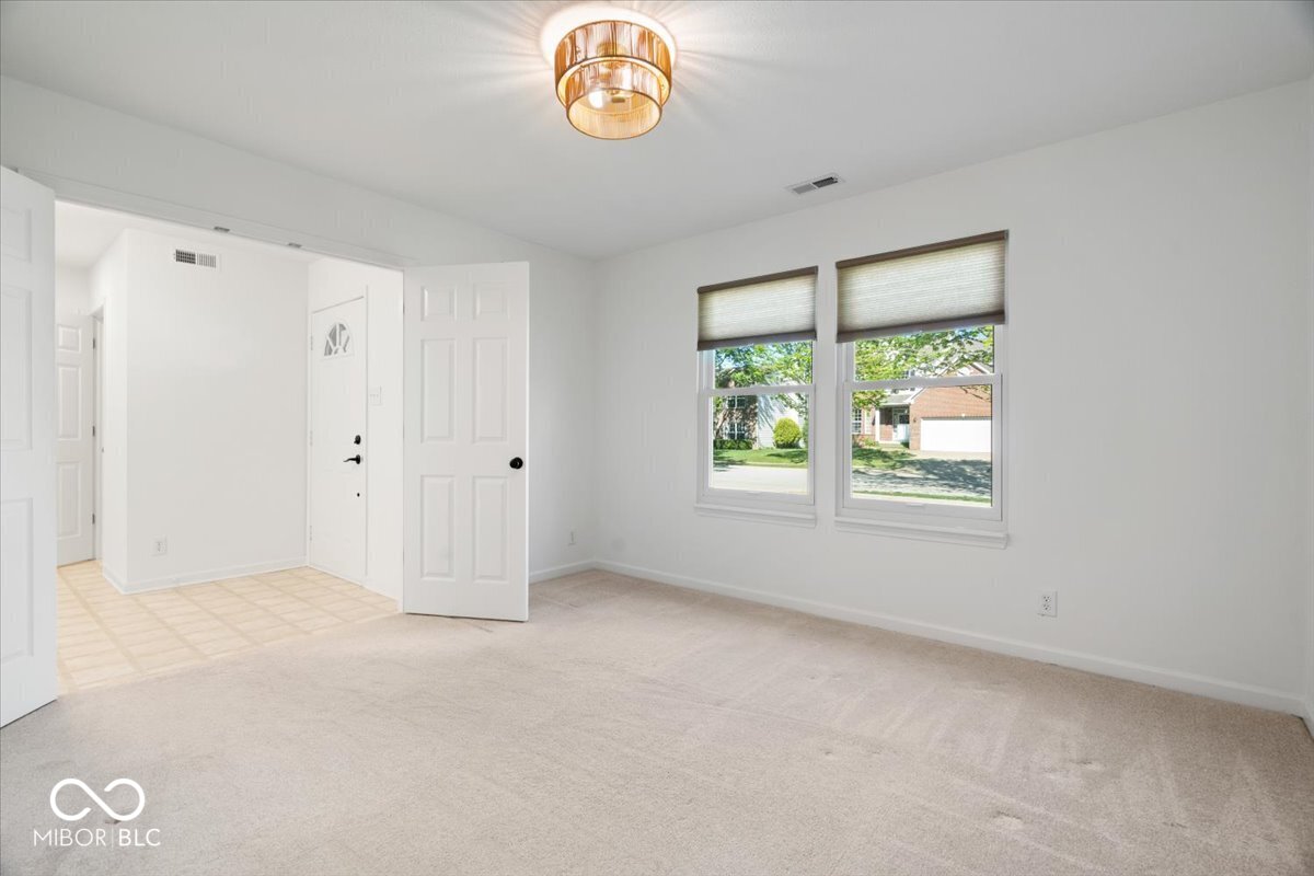 17015 Flinchum Way W