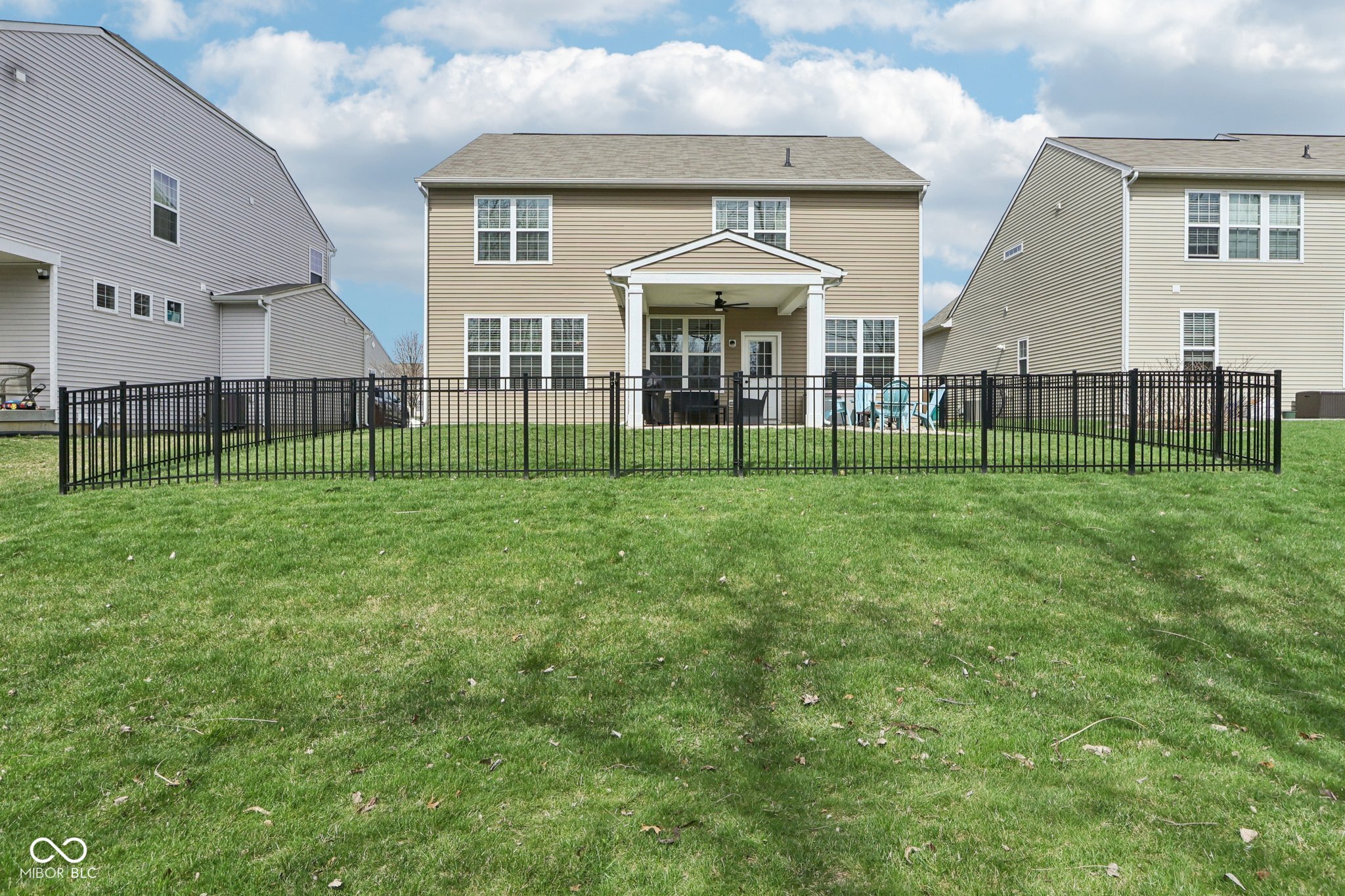 6657 Shooting Star Drive