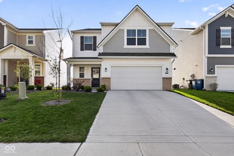 Photo of 4543 Nokes Place, Indianapolis, IN 46235 (MLS # 22094812)