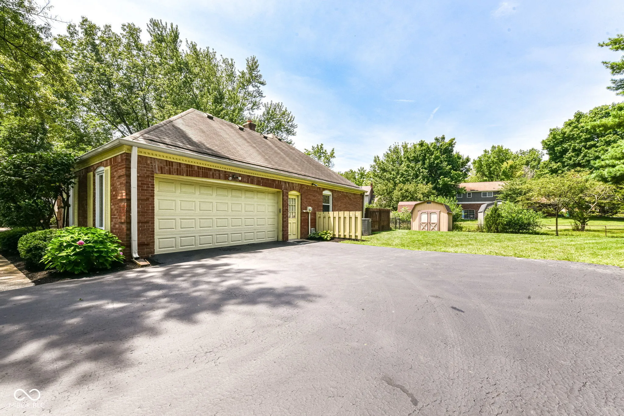 Indianapolis, Indiana 46260, United States, 4 Bedrooms Bedrooms, ,3 BathroomsBathrooms,Residential,Active,178209