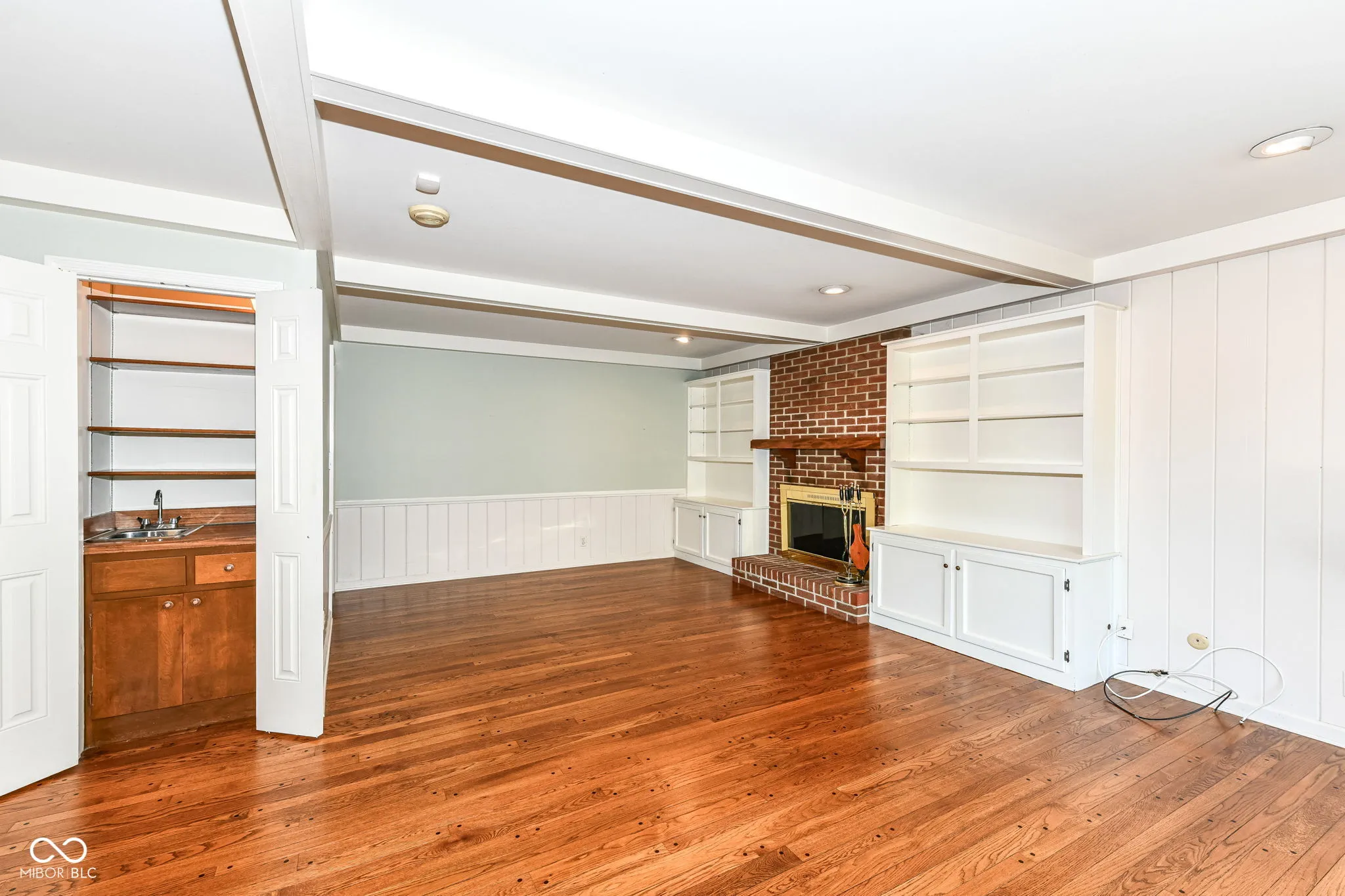 Indianapolis, Indiana 46260, United States, 4 Bedrooms Bedrooms, ,3 BathroomsBathrooms,Residential,Active,178209