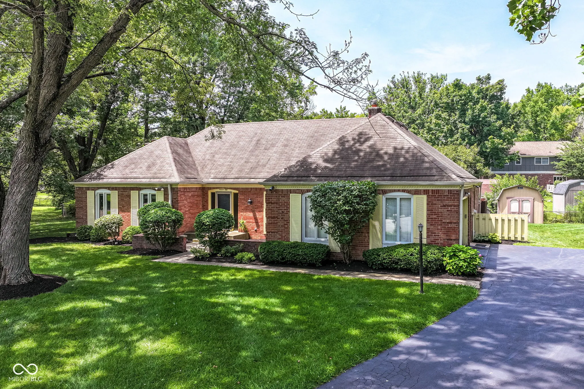 Indianapolis, Indiana 46260, United States, 4 Bedrooms Bedrooms, ,3 BathroomsBathrooms,Residential,Active,178209