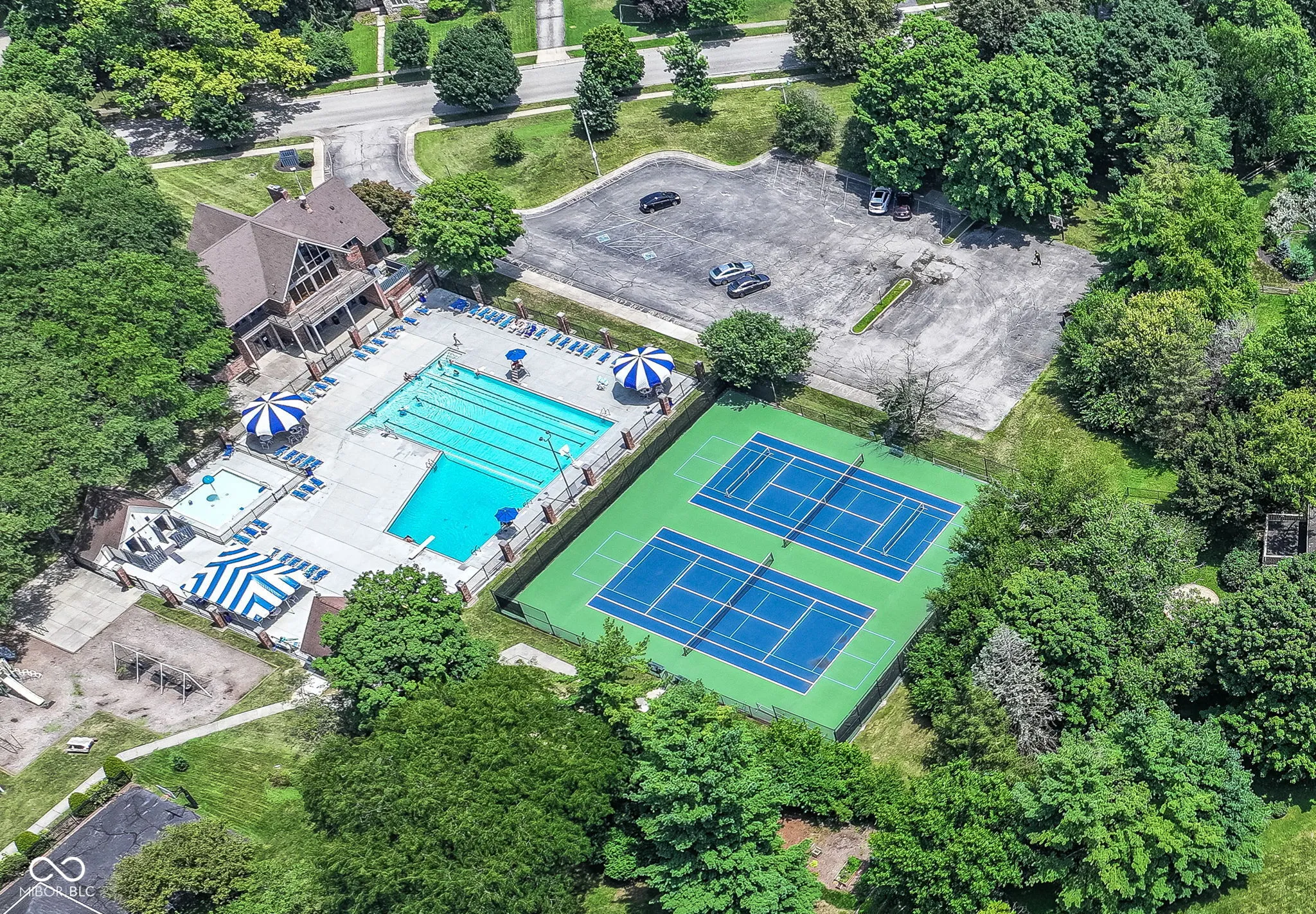 Indianapolis, Indiana 46260, United States, 4 Bedrooms Bedrooms, ,3 BathroomsBathrooms,Residential,Active,178209