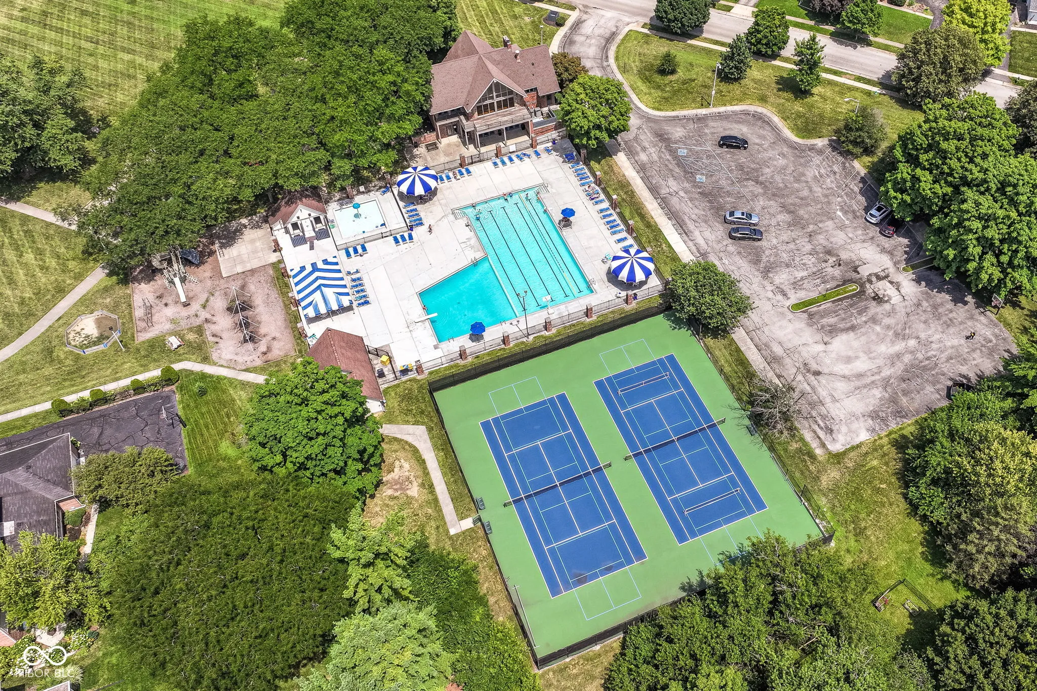 Indianapolis, Indiana 46260, United States, 4 Bedrooms Bedrooms, ,3 BathroomsBathrooms,Residential,Active,178209