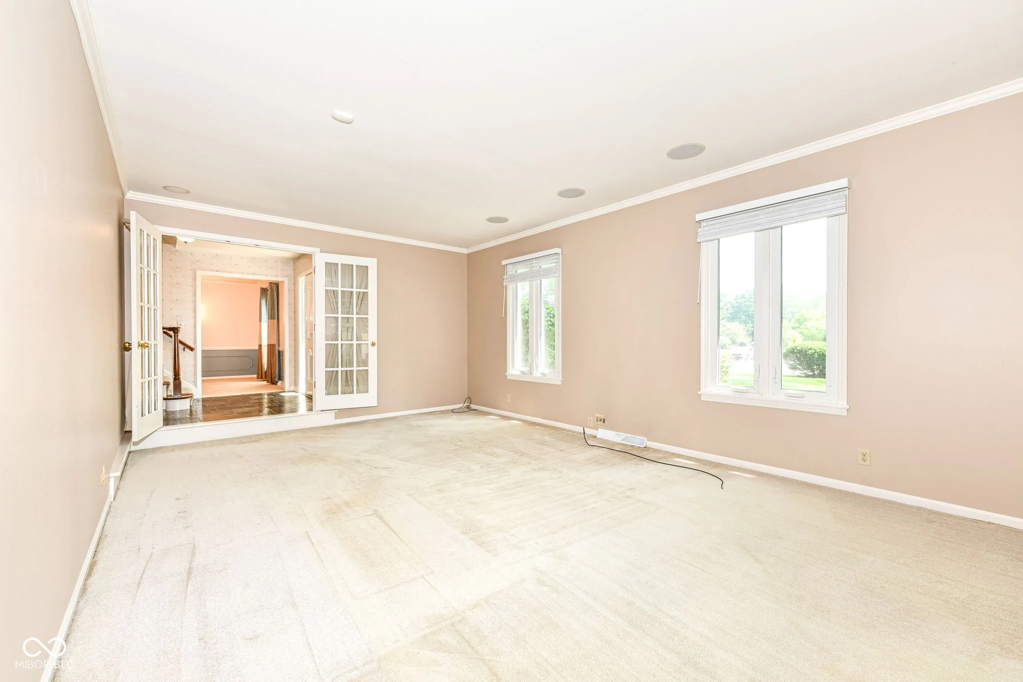 Indianapolis, Indiana 46260, United States, 4 Bedrooms Bedrooms, ,3 BathroomsBathrooms,Residential,Active,178209