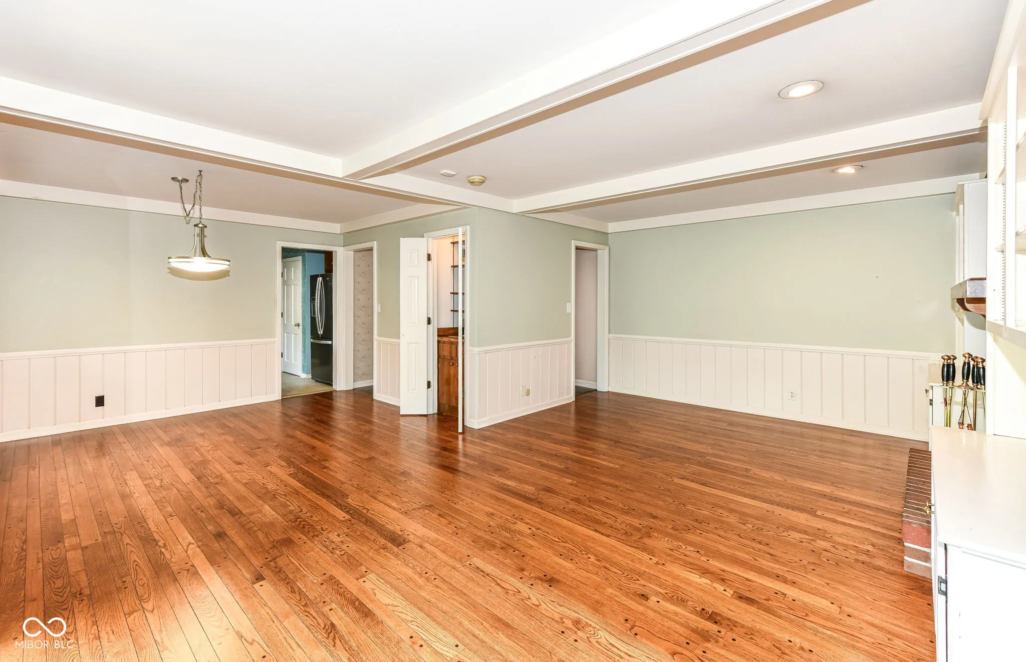 Indianapolis, Indiana 46260, United States, 4 Bedrooms Bedrooms, ,3 BathroomsBathrooms,Residential,Active,178209